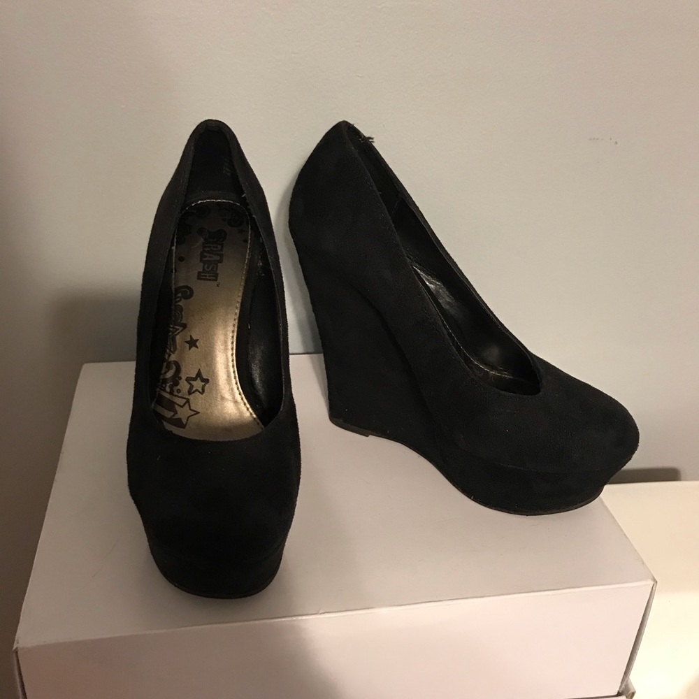 Black platform wedges